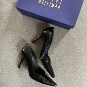 Stuart Weitzman Girlie Black Pumps, W size 8